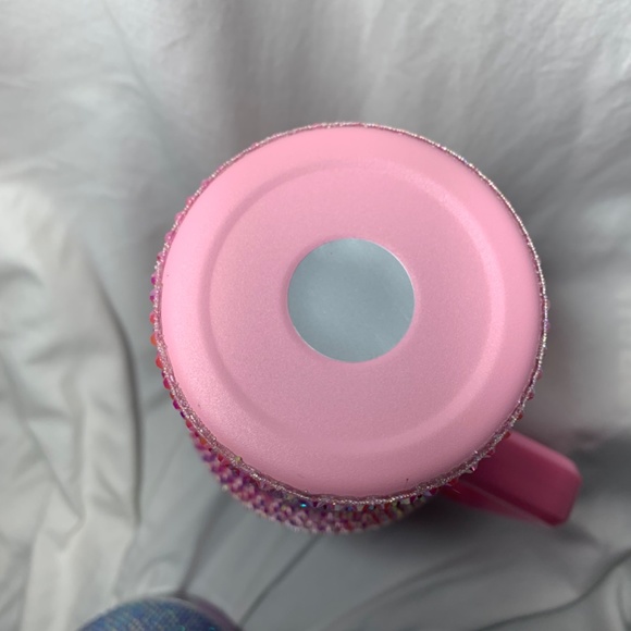 Pink Rhinestone 40 oz tumbler with top and straw- No Brand - Picture 5 of 7